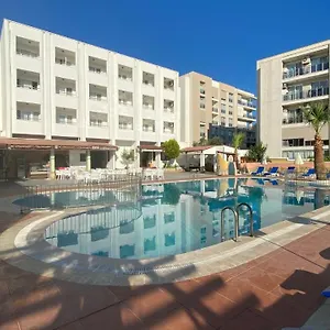 Oya Family Kuşadası