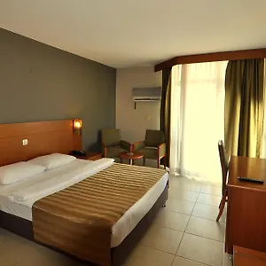 Ξενοδοχείο Surtel, Κουσάντασι