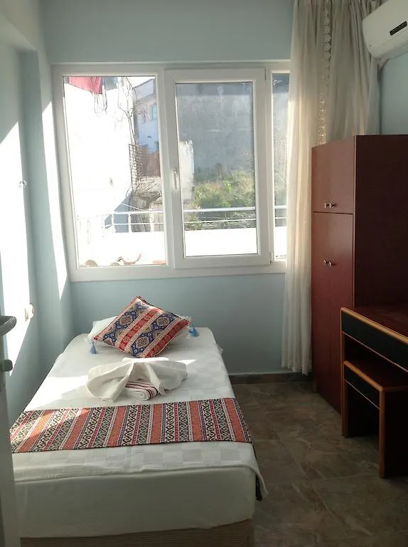 Ephesian Guesthouse & Hotel Кушадасы