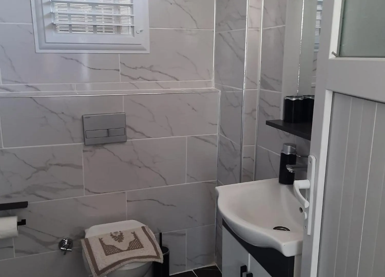 Ephesian Guesthouse & Hotel Kuşadası